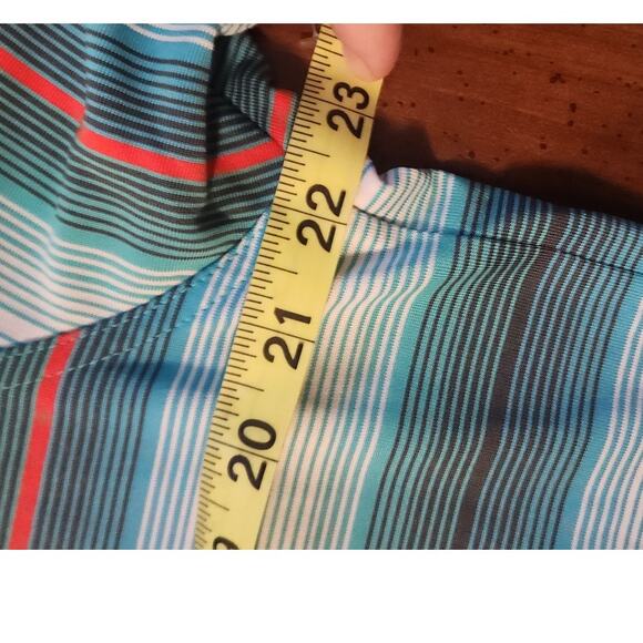 Puma Golf Men's Dry Cell Casual Polo Shirt Size L pit/pit 22" length 31" EUC‎ - Picture 9 of 10